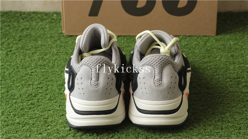 Adidas Kanye West Yeezy Wave Runner 700 Boost